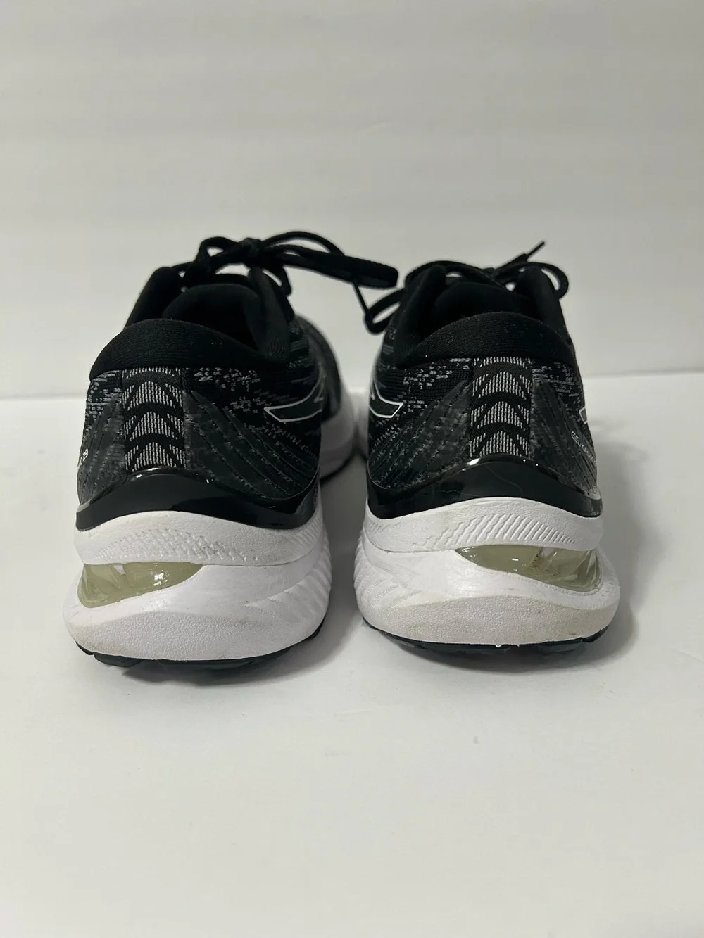 ASICS GEL-Kayano 29 Running Shoes W12 Men 10 Black Cushioned Stability Sneakers